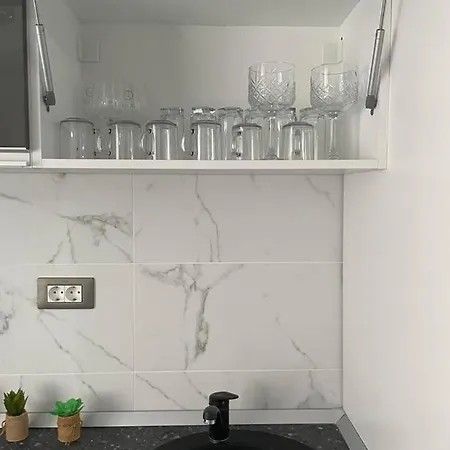 Dominic Apartament By Alezzii Nord10 * Navodari