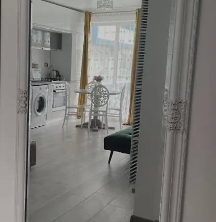 Dominic Apartament By Alezzii Nord10 Navodari