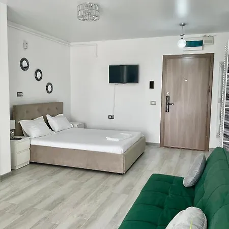 Apartment Dominic Apartament By Alezzii Nord10 Navodari