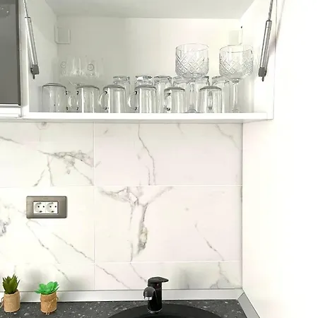 Dominic Apartament By Alezzii Nord10 * Navodari